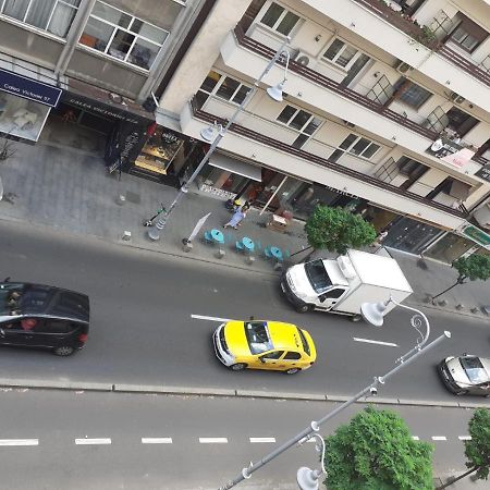 Old Town Friendly And Lovely Apartment Bucureşti Ngoại thất bức ảnh