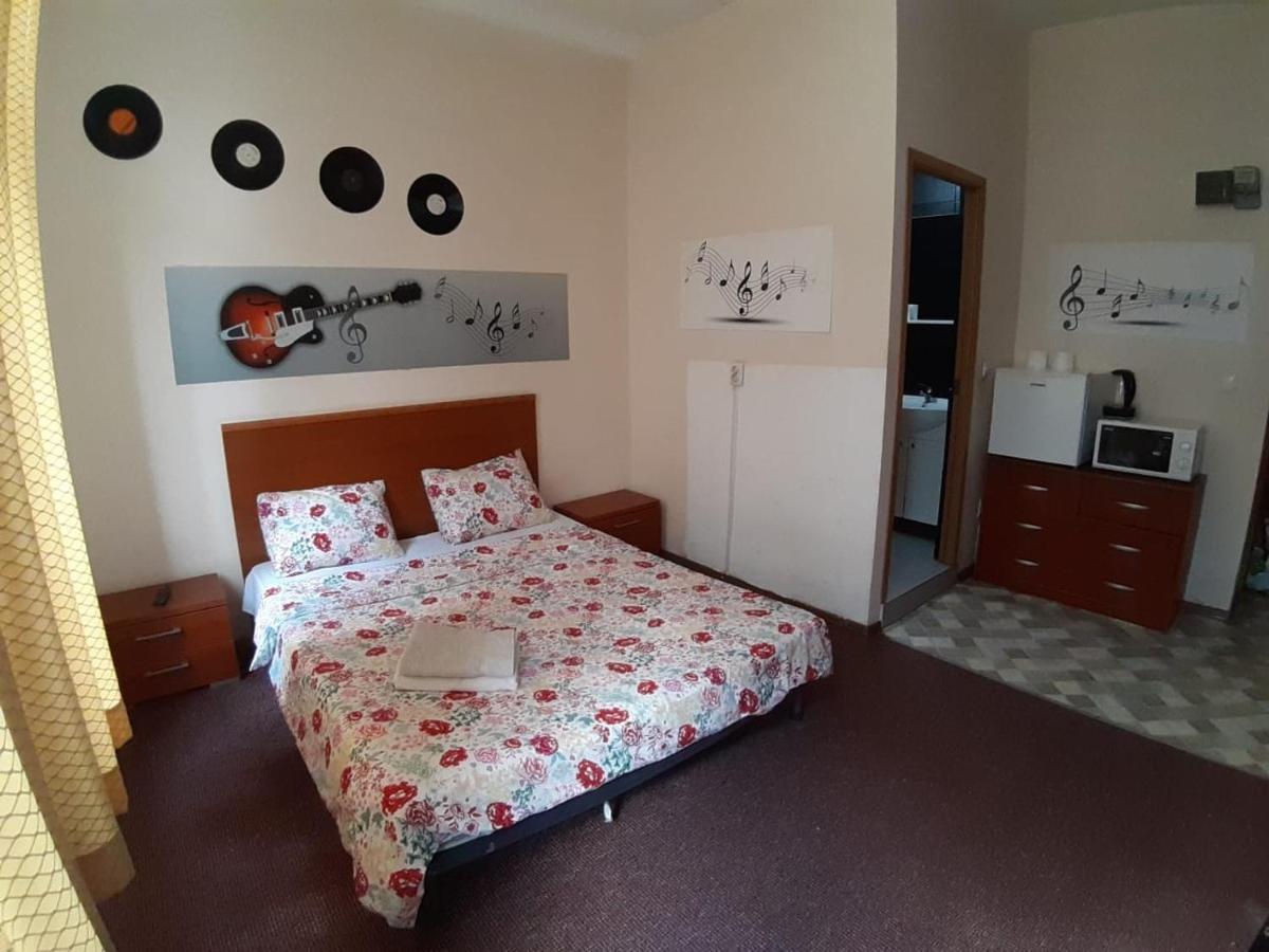 Old Town Friendly And Lovely Apartment Bucureşti Ngoại thất bức ảnh